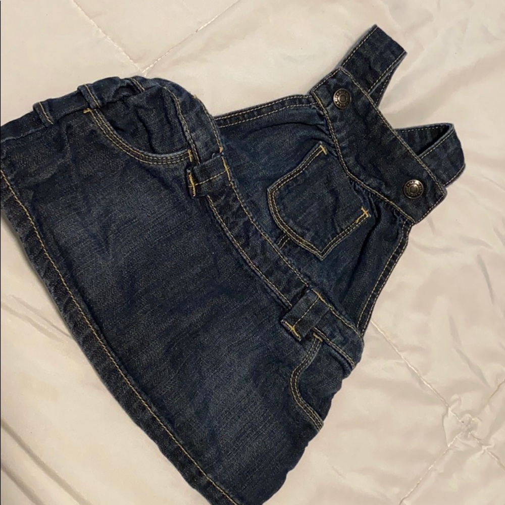 Baby girls denim overall skirt Old Navy
